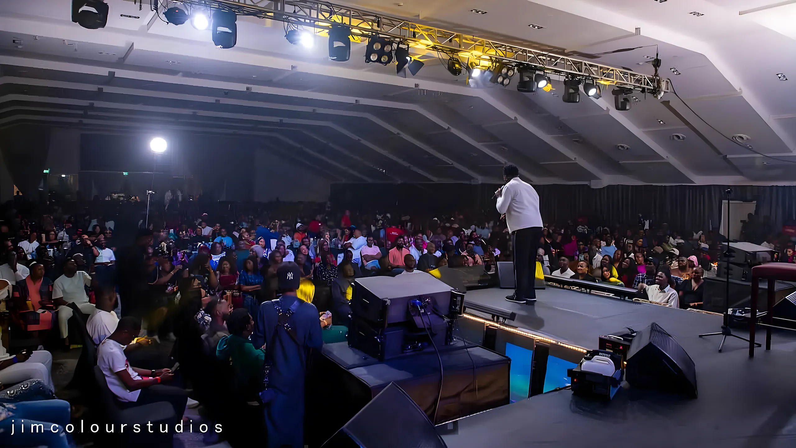 Full house, Abuja